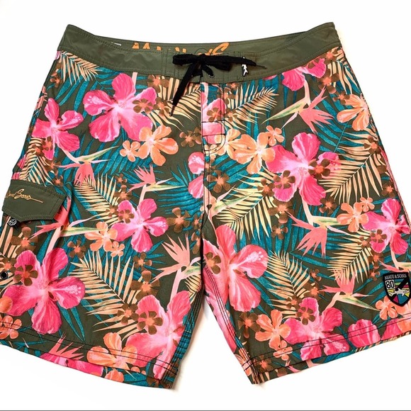 Maui and Sons Other - SALE! ❤️ Maui & Sons Black Shark 4 Way Stretch Tropical Board Shorts